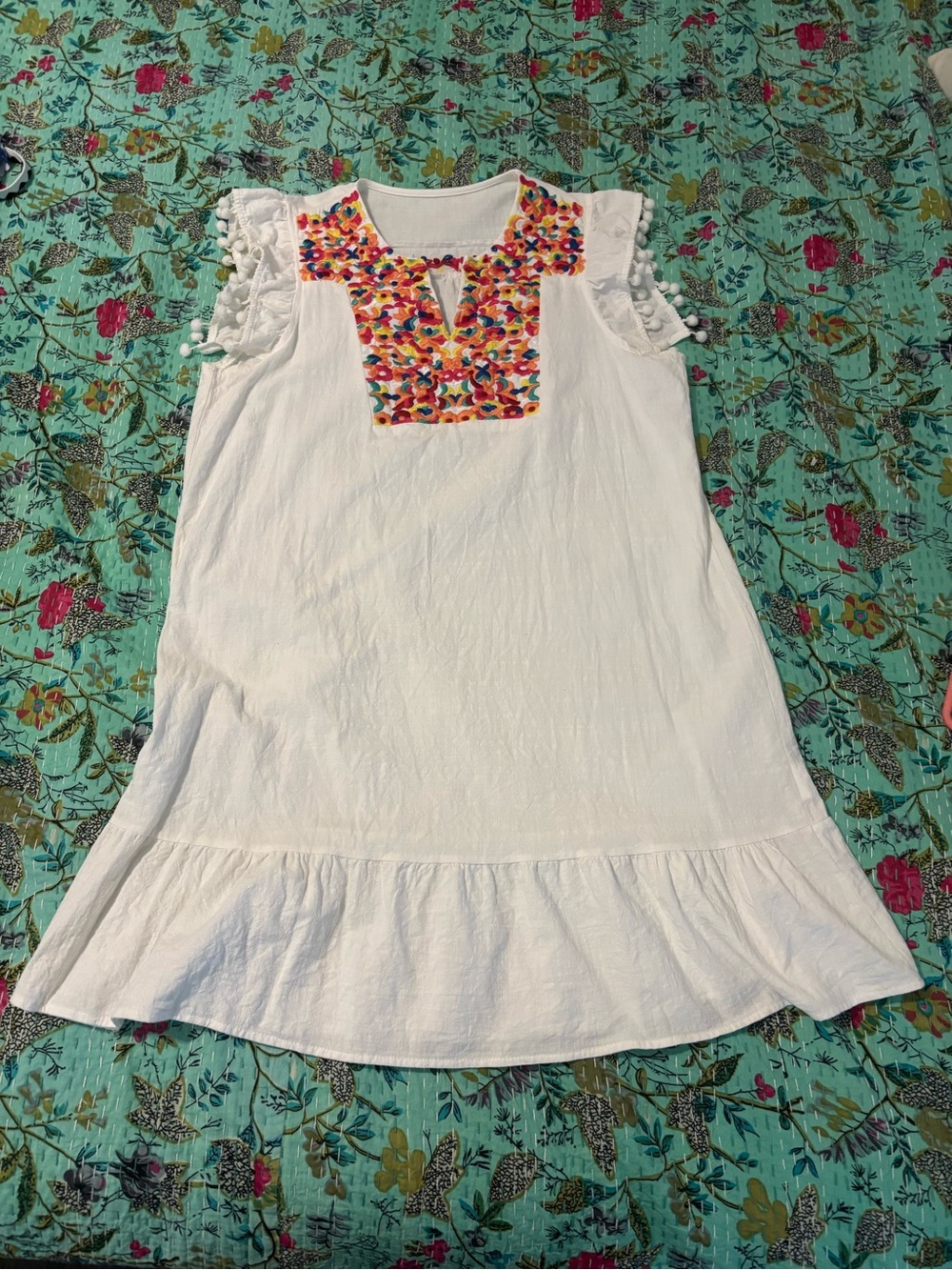 Source Unknown White Mini Dress with Colorful Embroidered Yoke
